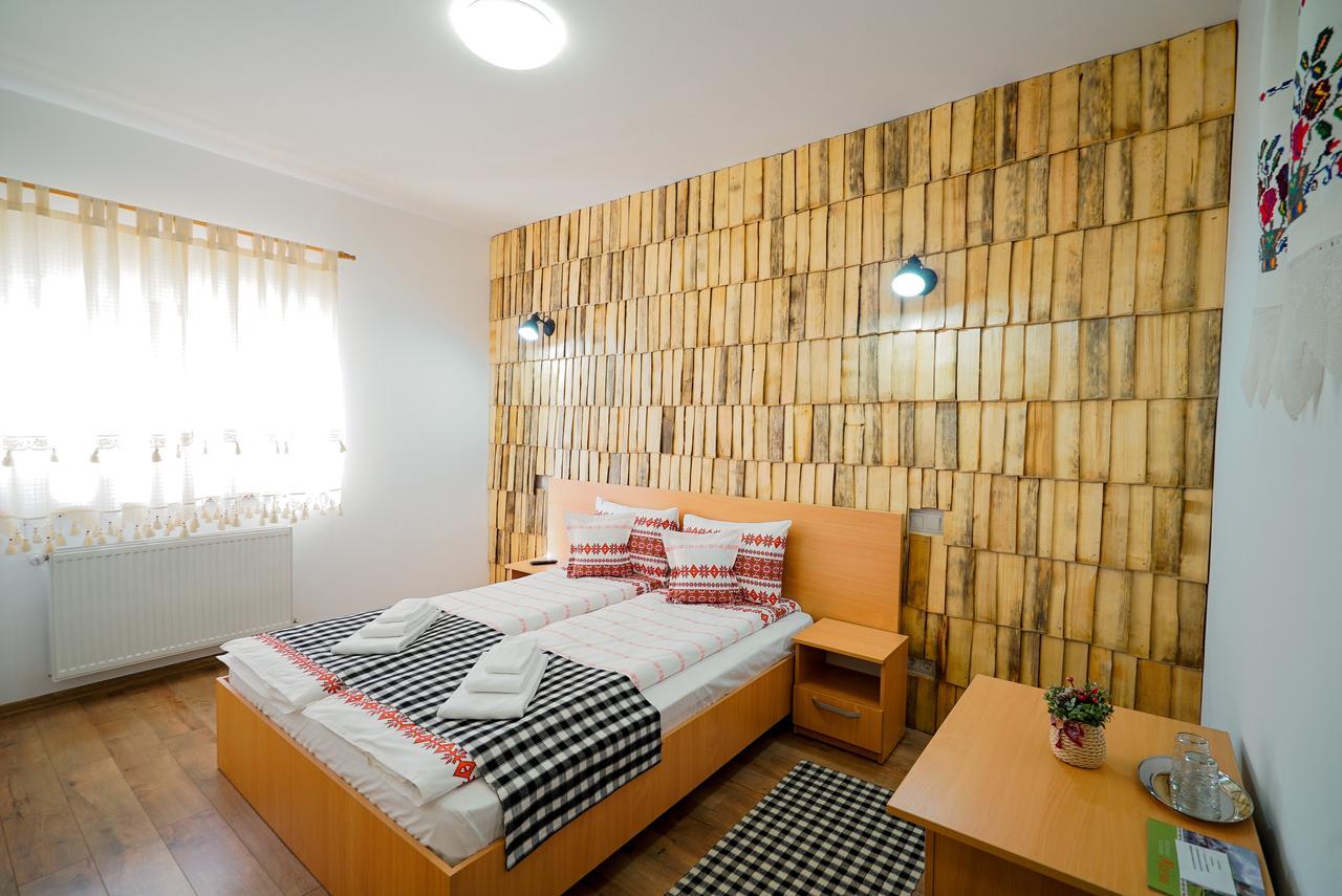 Casa Ralucai Hotel มุยเซ ภายนอก รูปภาพ