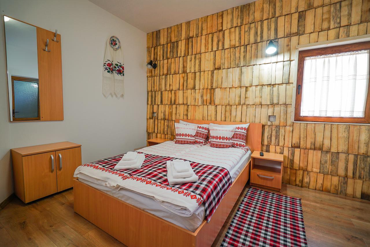 Casa Ralucai Hotel มุยเซ ภายนอก รูปภาพ